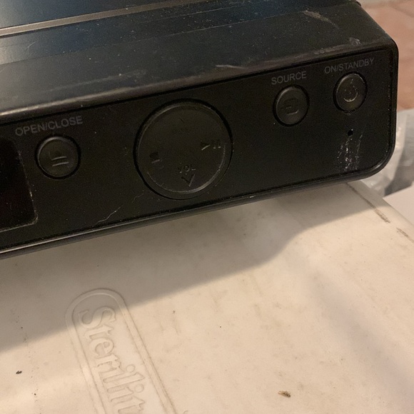 RCA Blu-Ray Disc Player - Picture 4 of 7